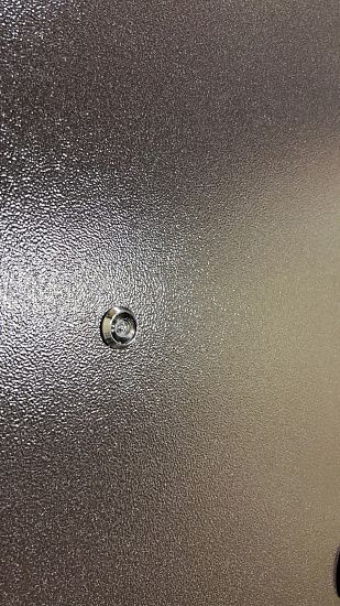 Входная дверь  